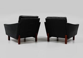 FÅTÖLJER, ett par, 1960-tal.