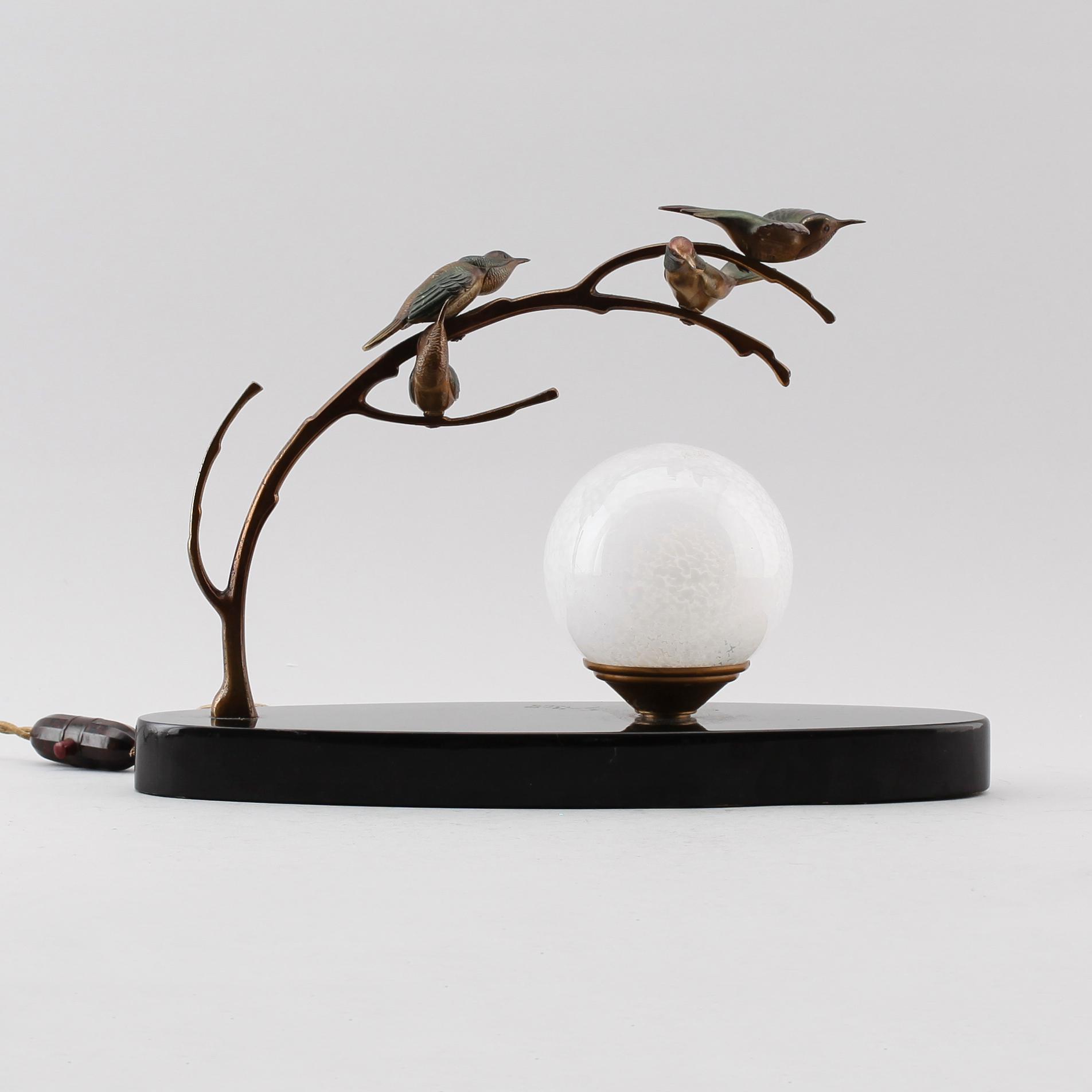 BORDSLAMPA, brons och sten, art déco, 1920-/30-tal.