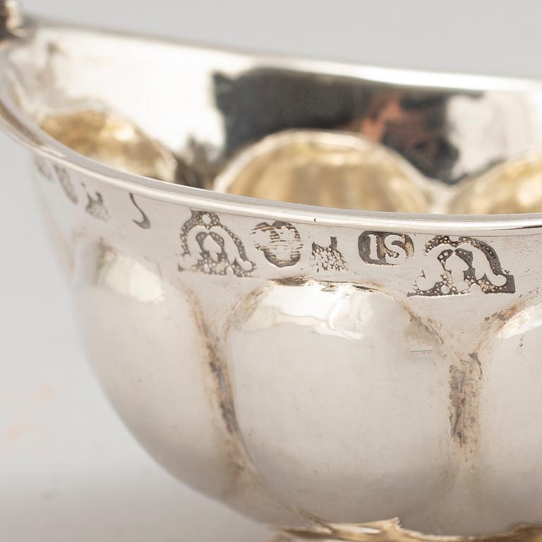 A Swedish mid 18th century silver brandy-bowl, mark of Johan Söderdahl, Söderköping 1753.