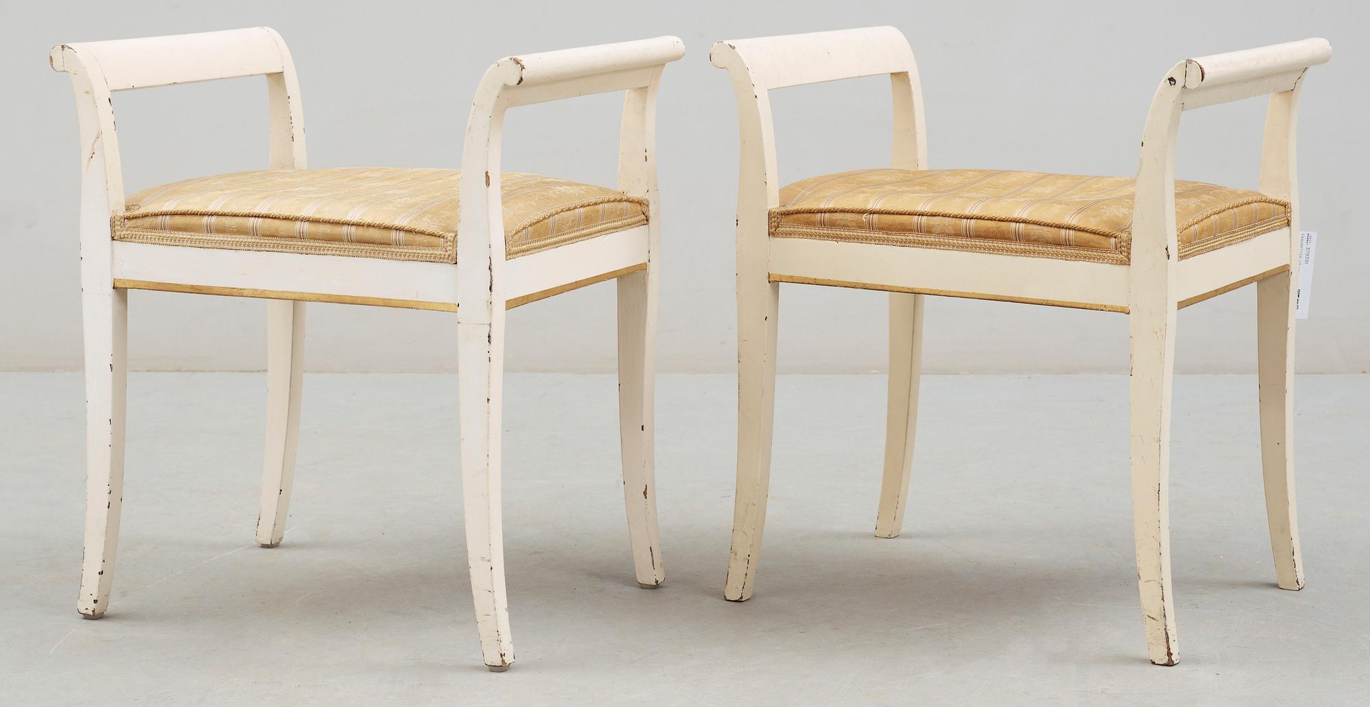 TABURETTER, ett par, empire, 1800-talets första hälft.