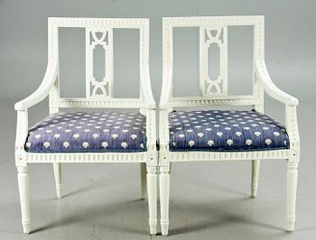 KARMSTOLAR, ett par, sengustavianska provinsarbeten, Lindome, 1800-tal.