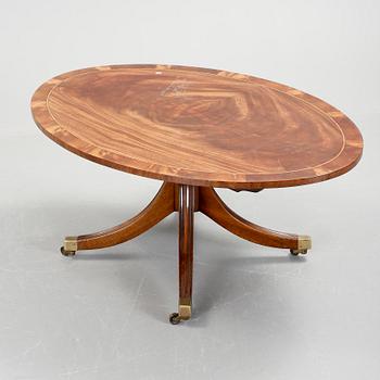 SOFFBORD, engelsk stil, omkring 1900-talets mitt.