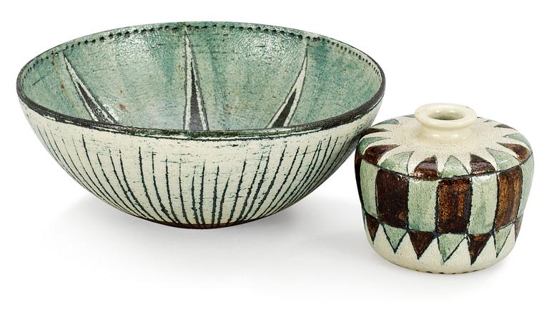 A Anders Bruno Liljefors stonewear bowl and vase, Gustavsbergs studio 1952.