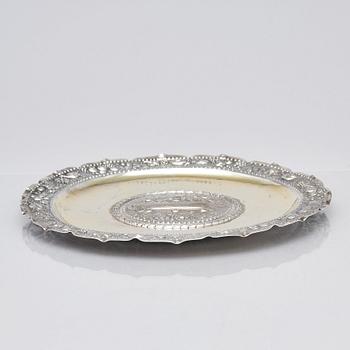 A Swedish early 18th century parcel-gilt dish, mark of Arnold van der Hagen, Norrköping (1695-1740(-42)).