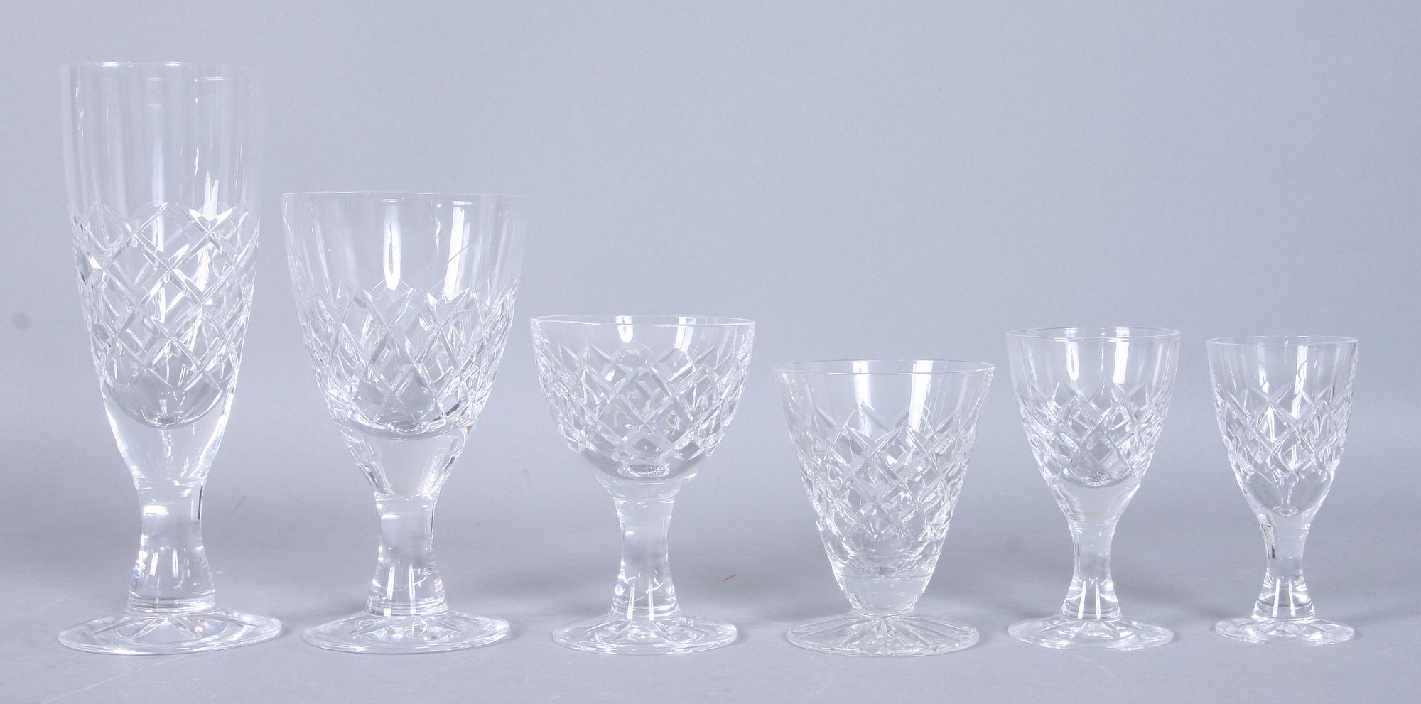 GLASSERVIS, 91 delar, 1900-tal.