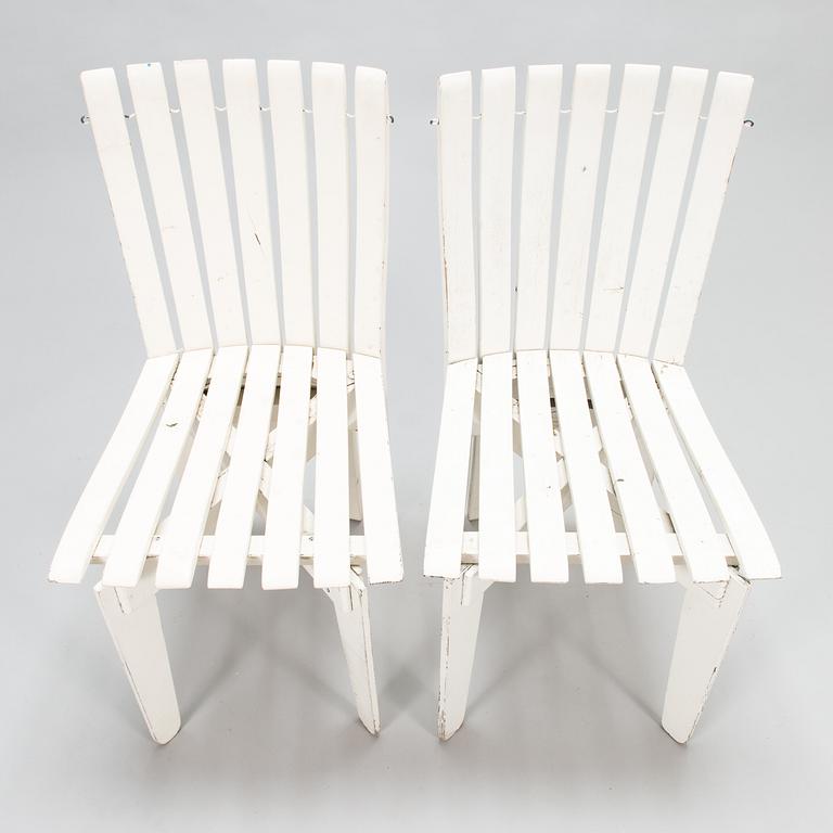 Alvar Aalto, A five-piece 1960'/1970's 'Aurinko' (Sun-series), garden furniture set for Artek.