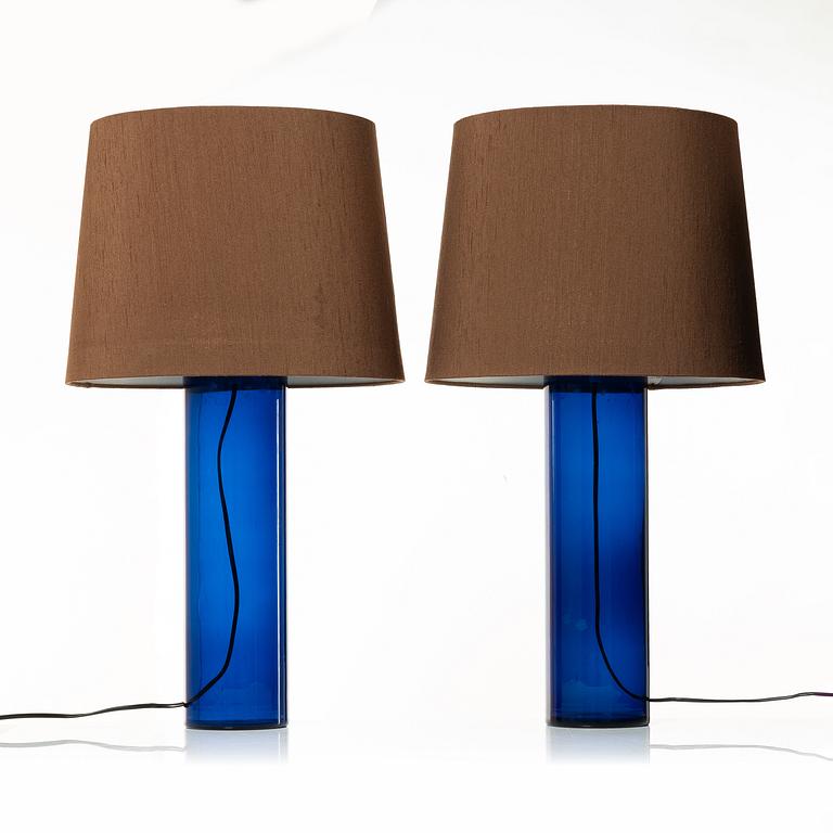 Uno & Östen Kristiansson, a pair of table lamps, Luxus, Vittsjö.