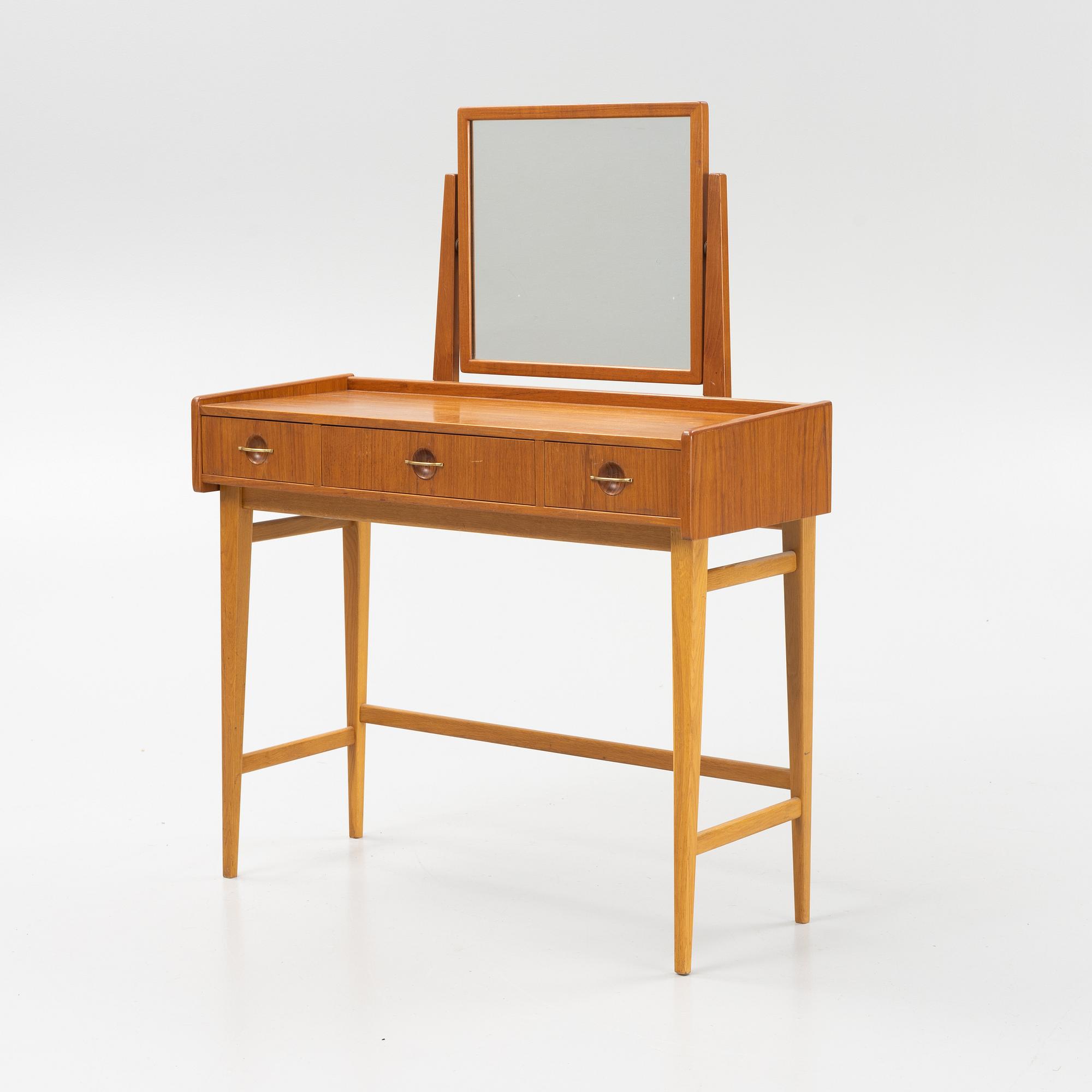 Sminkbord, Fröseke AB Nybrofabriken, 1900-talets mitt.