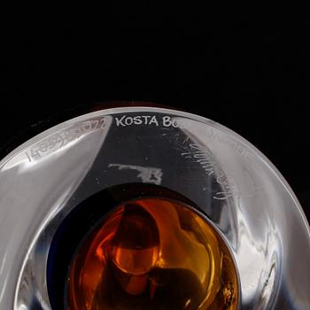 OBJEKT, glas, Göran Wärff, Kosta Boda, signerad.