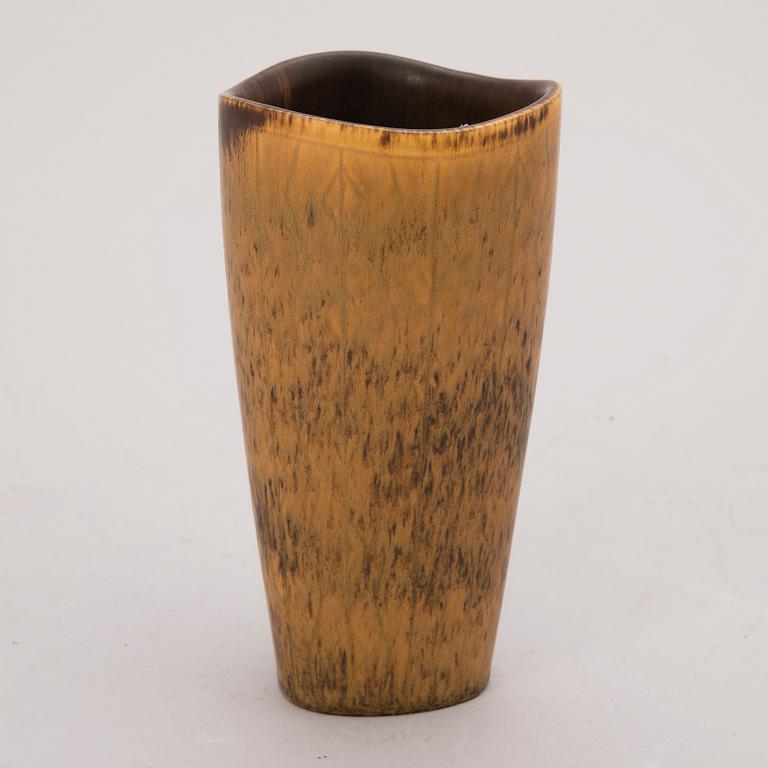 GUNNAR NYLUND, VAS, stengods, signerad GN och modellbeteckning ASK, Rörstrand.