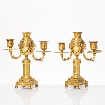A pair of candelabras/cassolettes, second half of the 19th century.