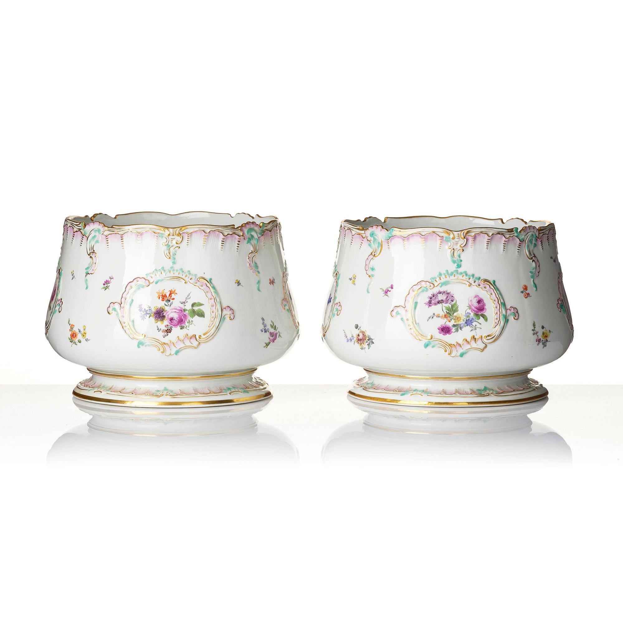 Ytterfoder, ett par, porslin. Meissen, 1890-tal.