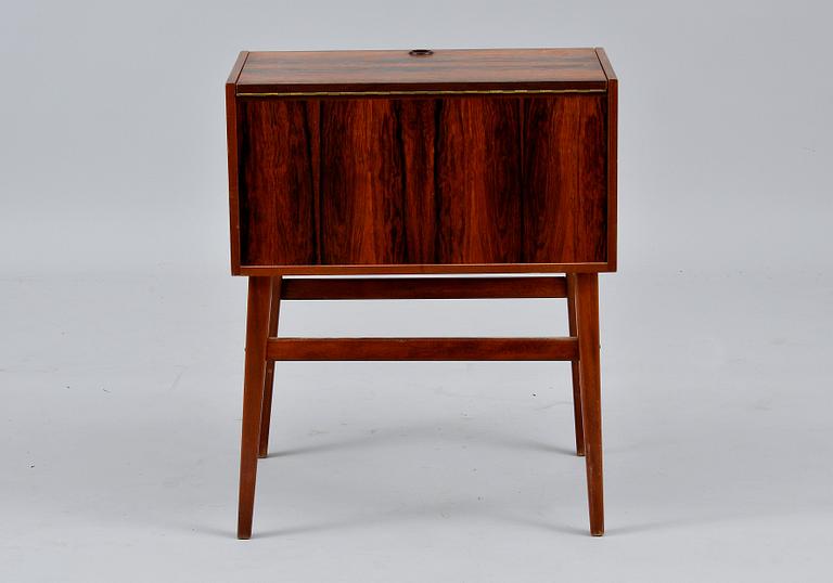 Ilmari Tapiovaara, ATERINSARJA "POLAR", 157 OSAA LAATIKOSTOSSA.