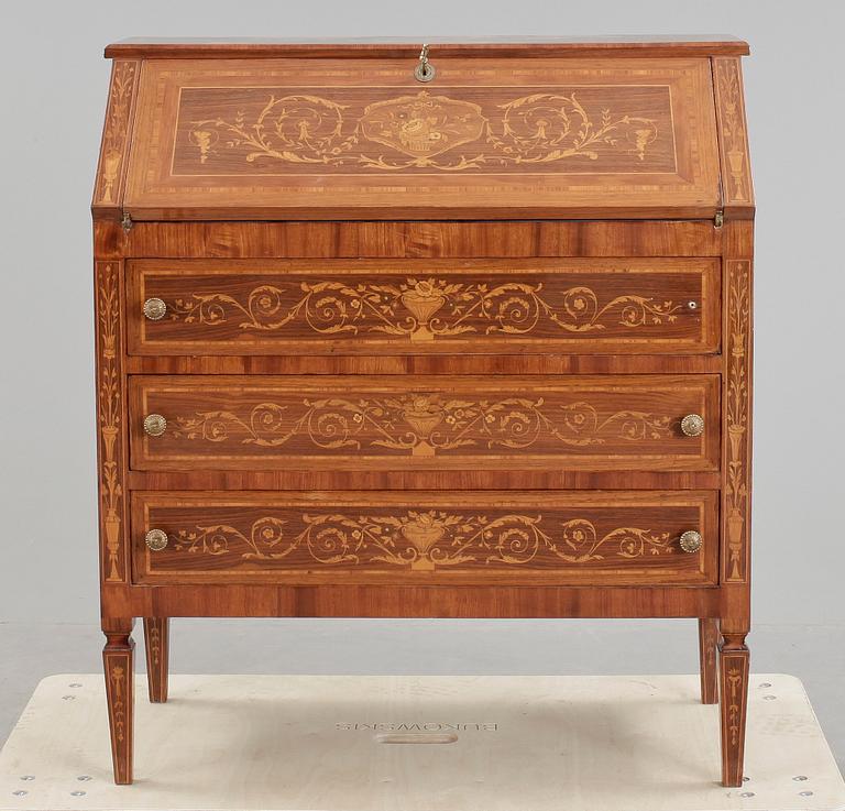 SEKRETÄR, Louis XVI stil, omkr 1900-talets mitt.