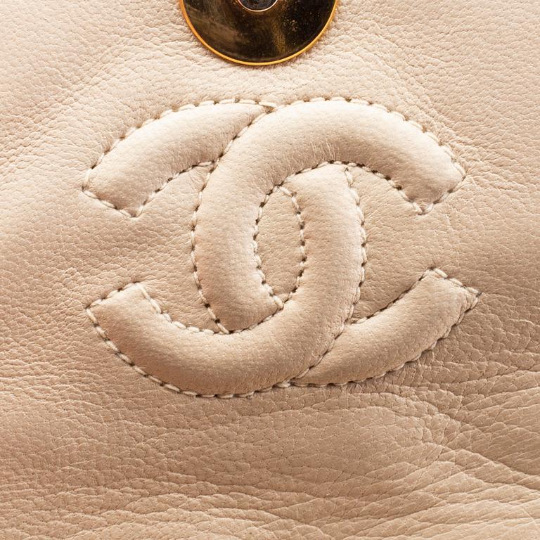 An Chanel shoulder bag.