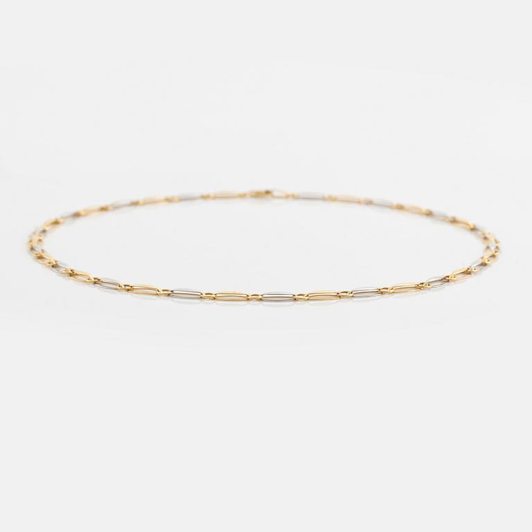 18K gold necklace.