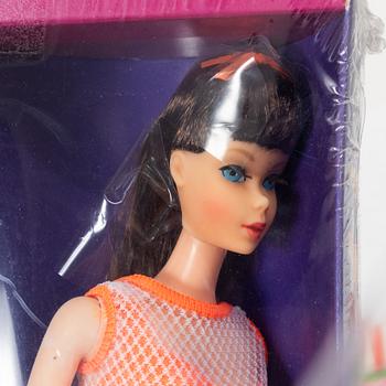 Barbie doll, "Barbie Twist n Turn", 1966, in unopened packaging, with clothes, Mattel, 1960s.