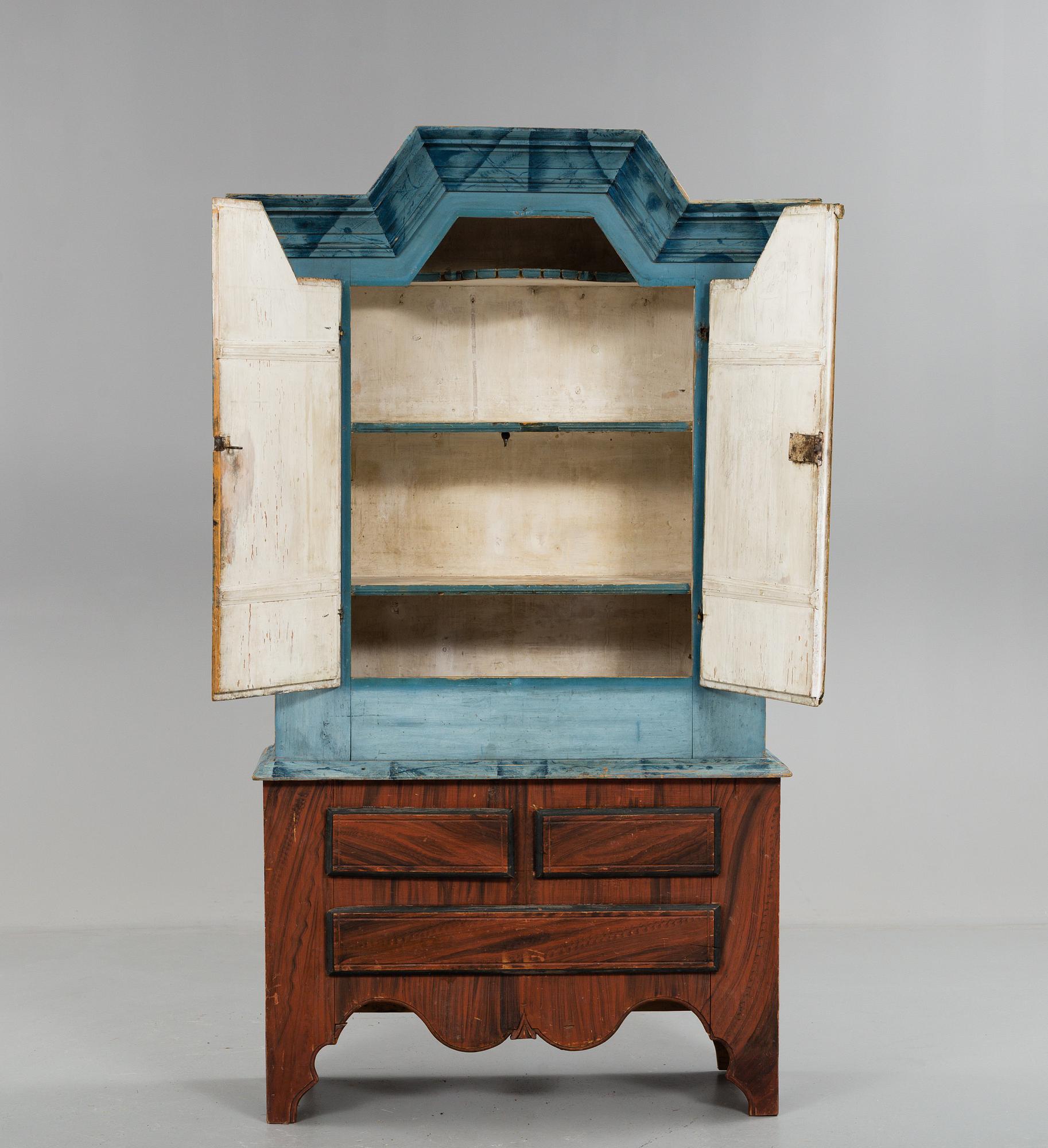 A Cabinet from Jämtland, marked BND 1822.