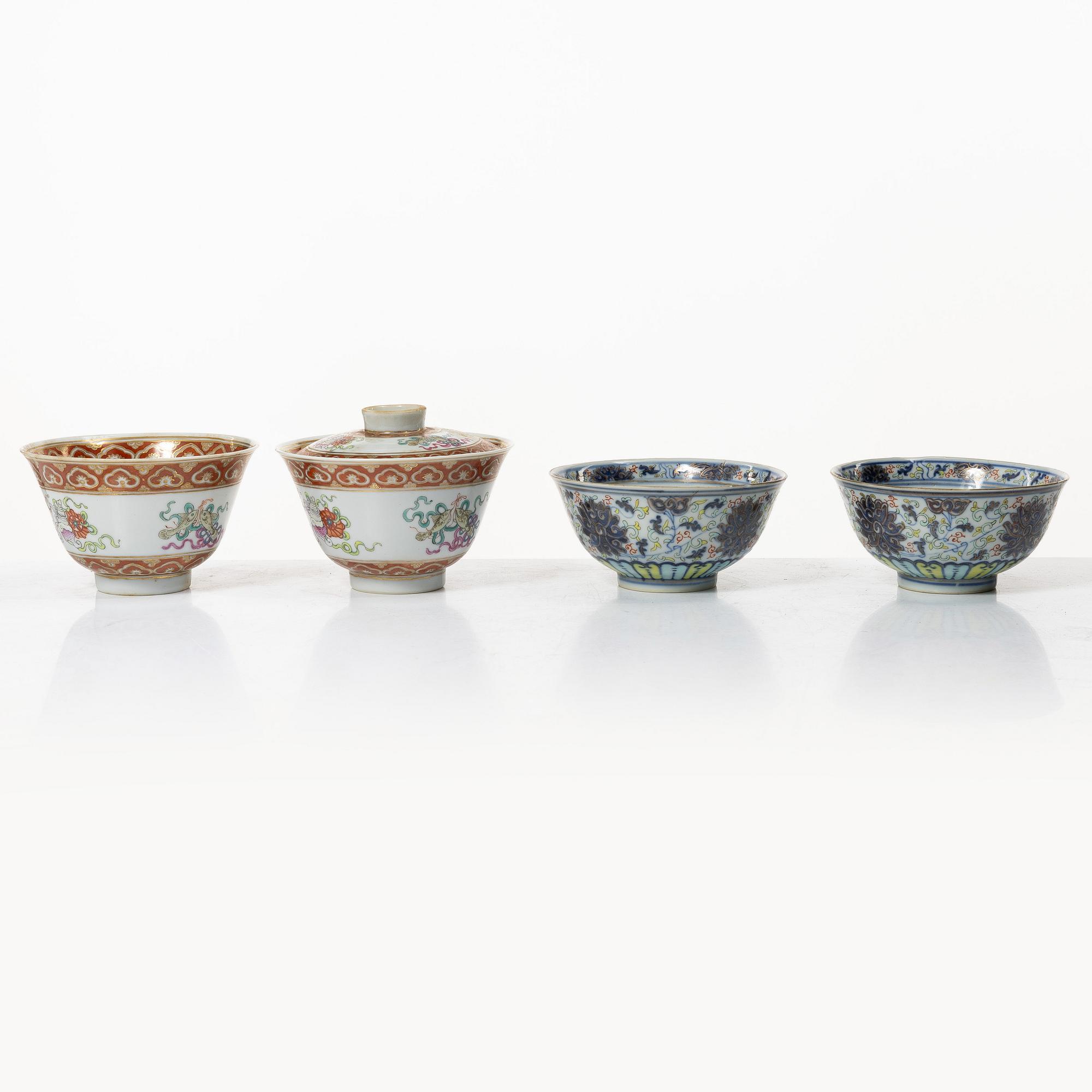 A set of four bowls and a cover, China, late Qing dynasty/early 20th century.