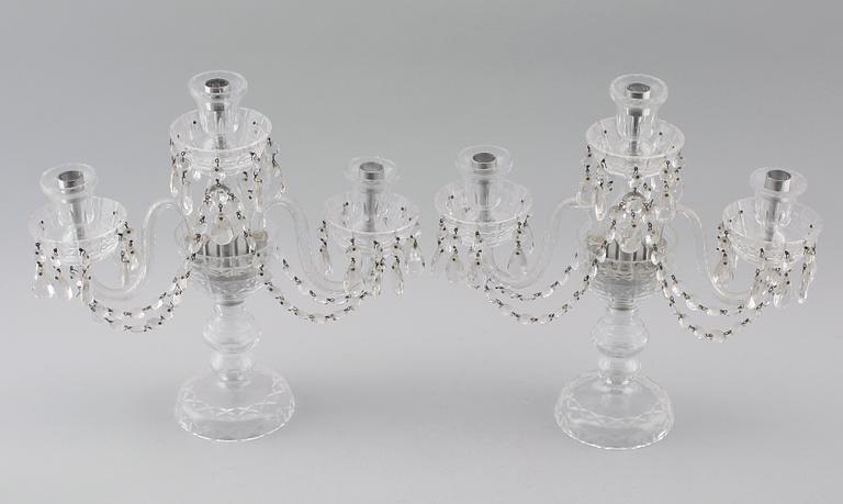 KANDELABRAR, 1 par, glas, 1900-talets mitt.