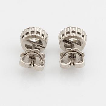 Brilliant cut diamond earrings.