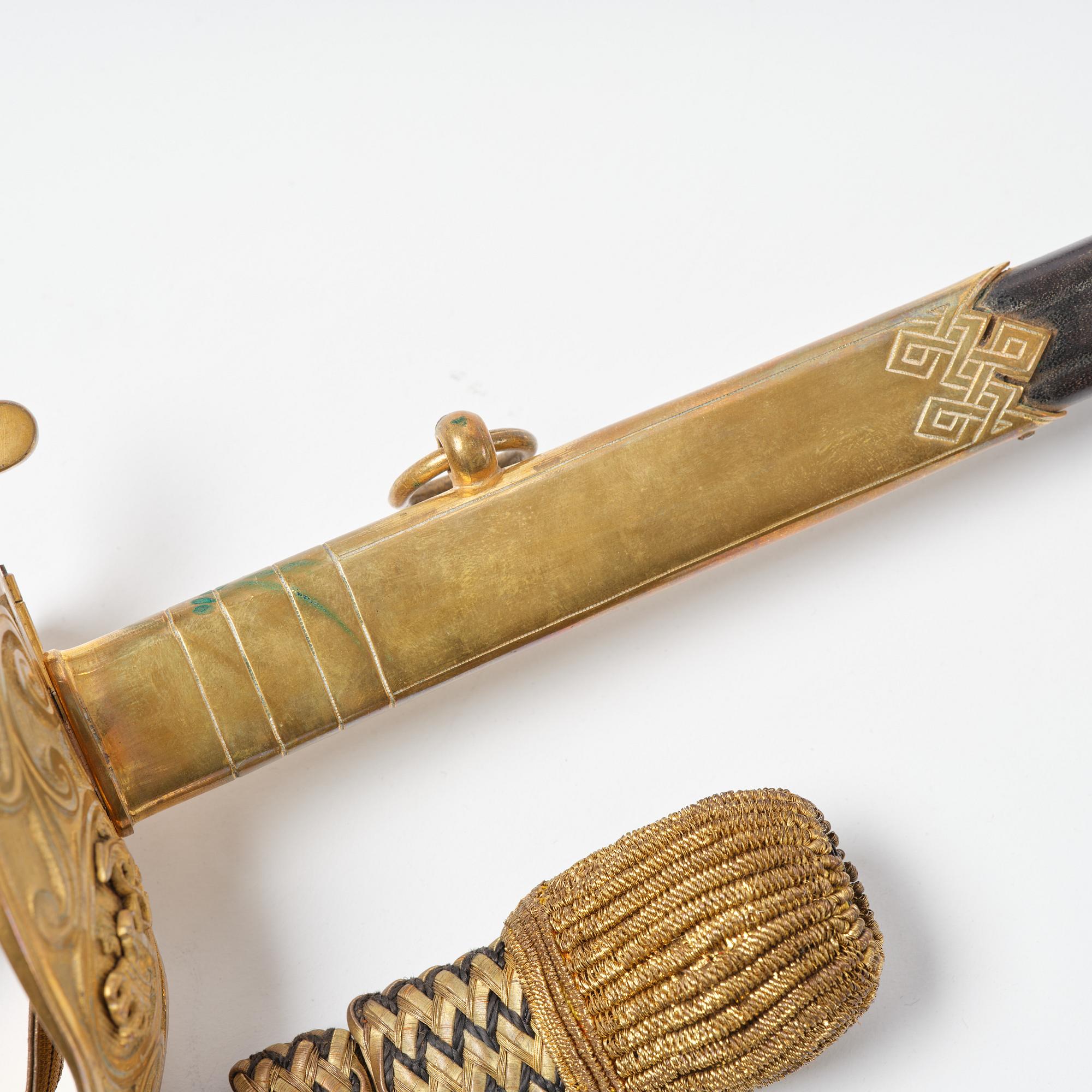 Sabel svensk, m/1915 för sjöofficer, med balja.