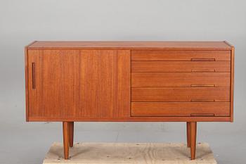 SIDEBOARD, "Lyon" Nils Jonsson, Troeds.