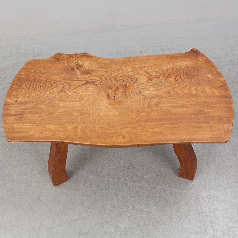 A 'Naturbord' elm coffee table, C. A. Beijbom, Simlingegården. 1966.