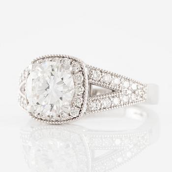 Ring, 18K vitguld med briljantslipad diamant 1.96 ct. Medföljande IGI report.