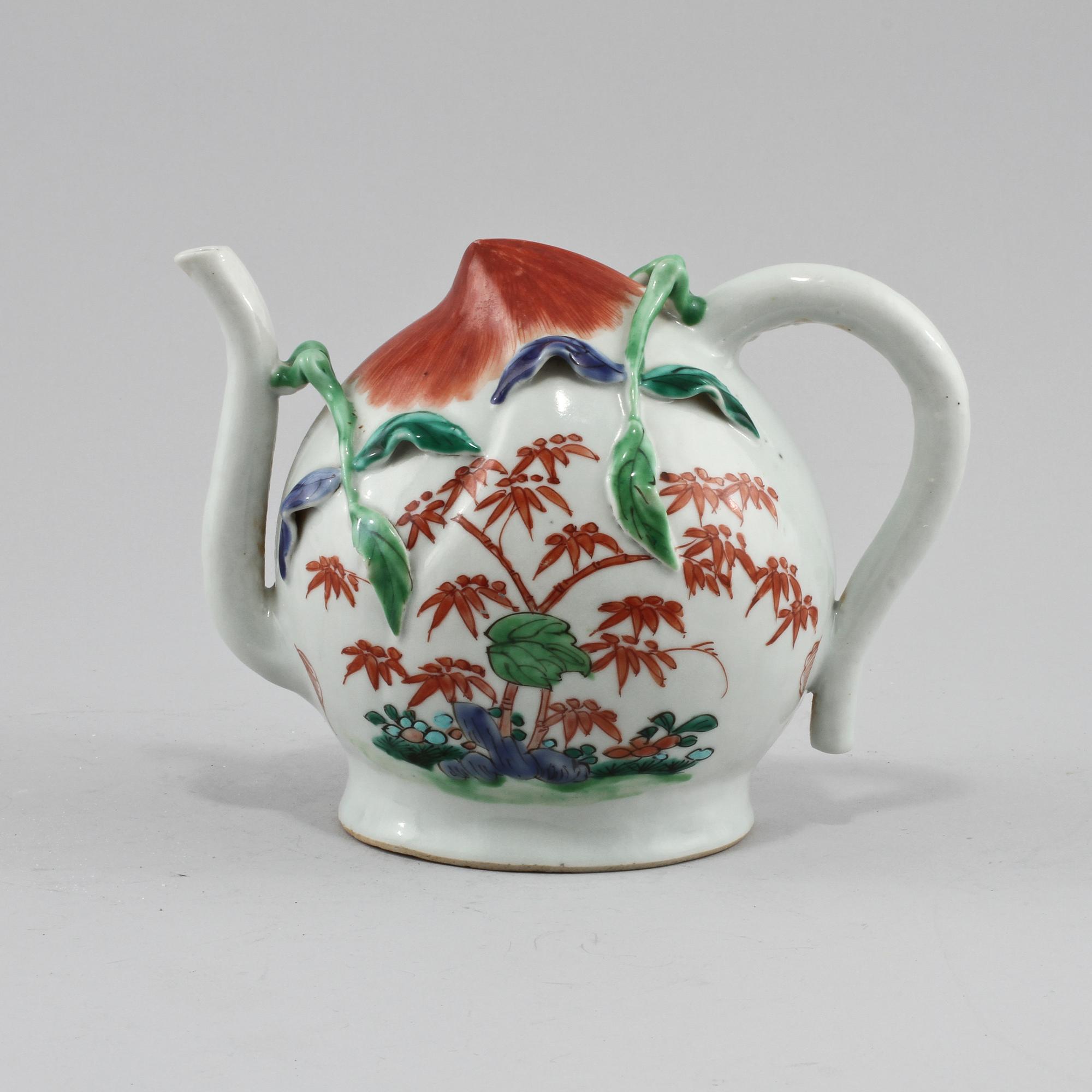 KANNA, porslin, Kina, troligen omkring sekelskiftet 1800/1900.