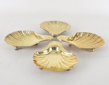 SMÖRFAT, 4 st. Silver, bl.a 1913.