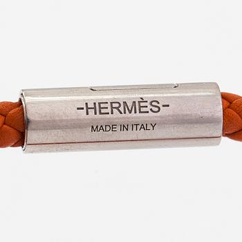 Hermès, armband, läder och metall. Märkt Hermès Made in Italy.