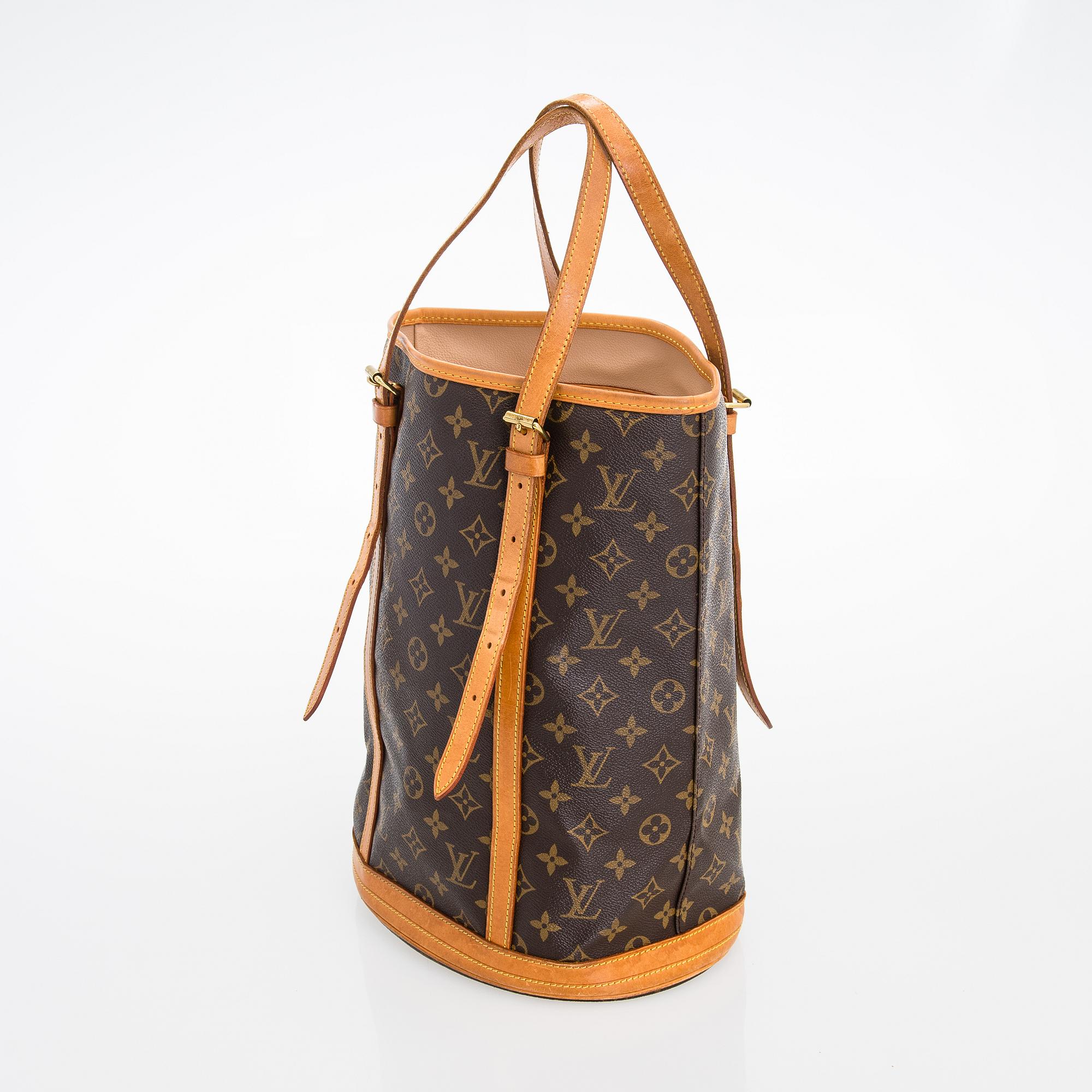 Louis Vuitton, A Monogram 'Bucket' Bag with pochette.