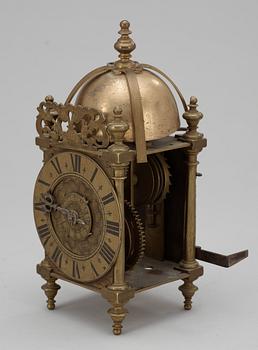 An English 17/18th century brass lantern clock.