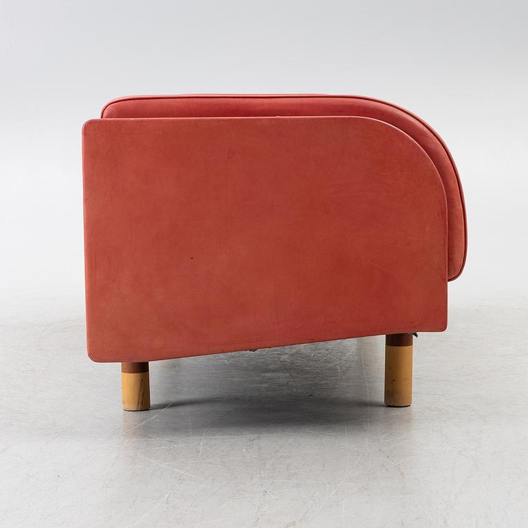 Jørgen Gammelgaard, sofa, "EJ20", Erik Jørgensen Møbelfabrik, Denmark.
