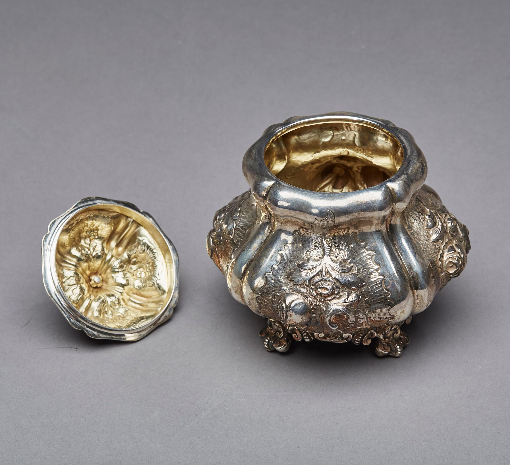 SOCKERSKÅL, sterling silver, Wiener Silversmide. Jarosinski & Vaugoin, Wien, Österrike.Vikt ca 446 g.