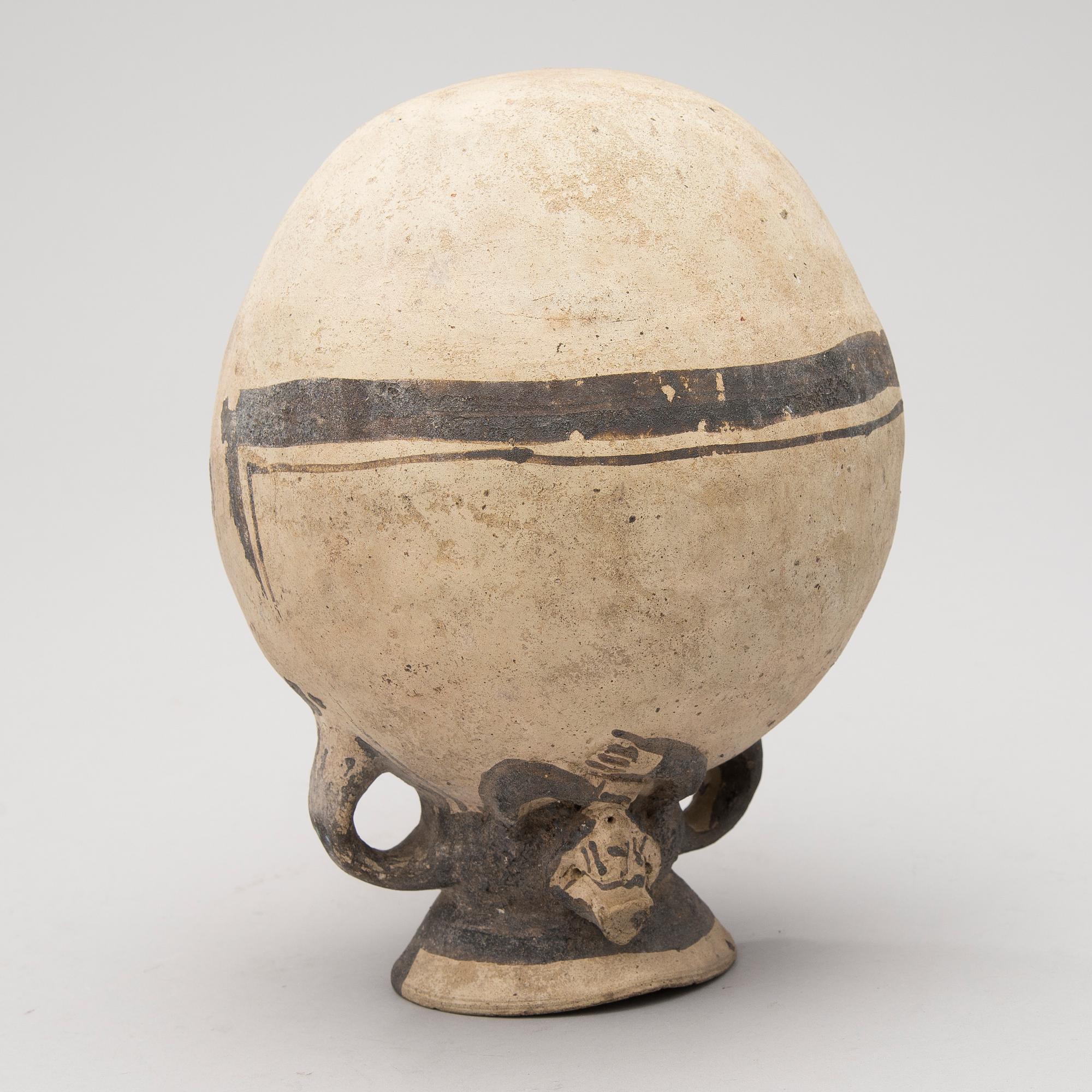 An earthenware 1200-1450 AD Central Peru pot. Chancay culture.