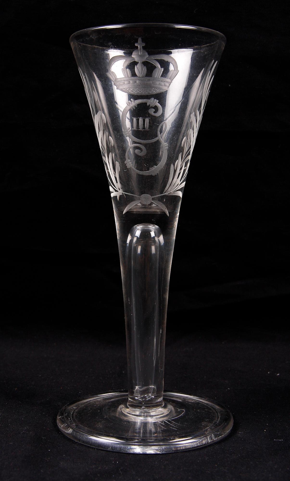 KARAFF SAMT 2+1 GLAS.