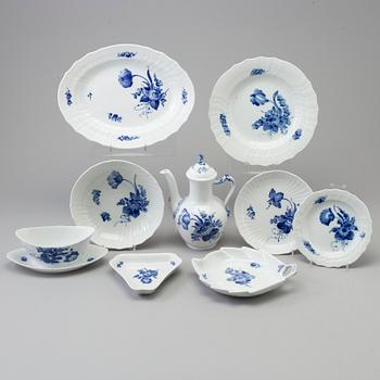 A 47 pcs porcelain service, 'Blå Blomst' Royal Copenhagen', Denmark second half of the 20th century.