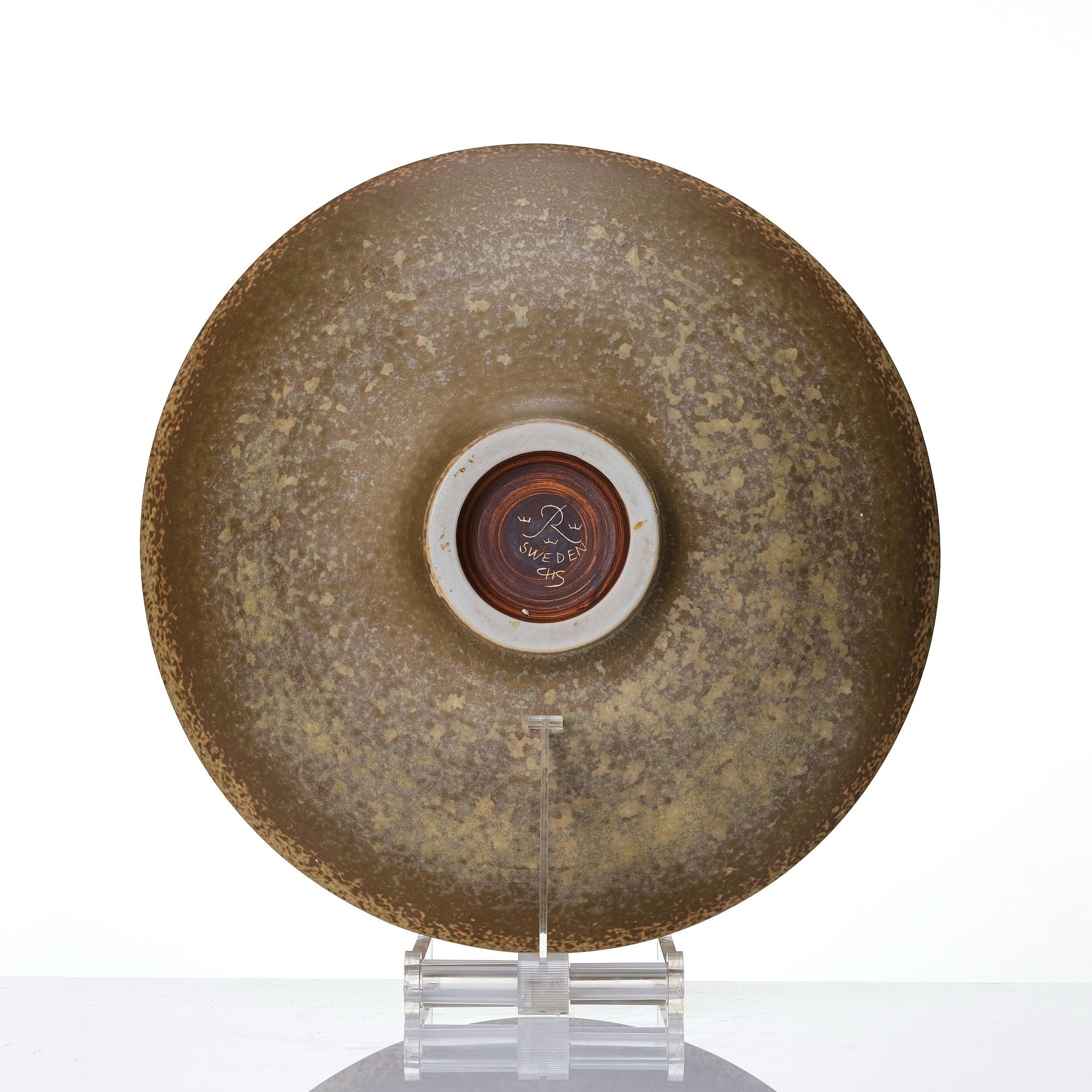 Carl-Harry Stålhane, a stoneware dish, Rörstrand, Sweden 1950s.