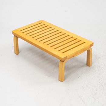 Alvar Aalto, a birch bench, Artek, Finland, second half of the 20th century.