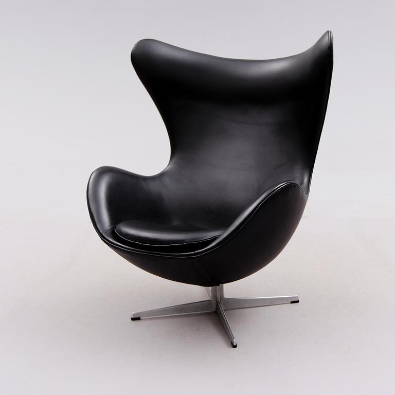 FÅTÖLJ, "Ägget", Arne Jacobsen, Fritz Hansen, Danmark.