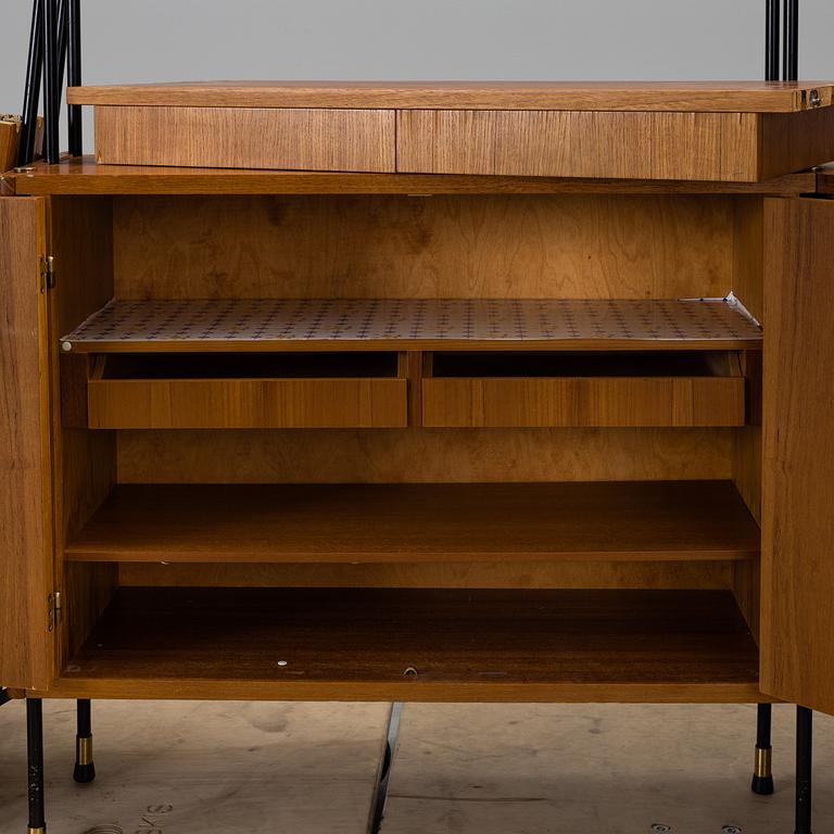 A mid 20th century "Prydno" shelving system by Bröderna Gustafsson Möbelfabrik, Virserum.