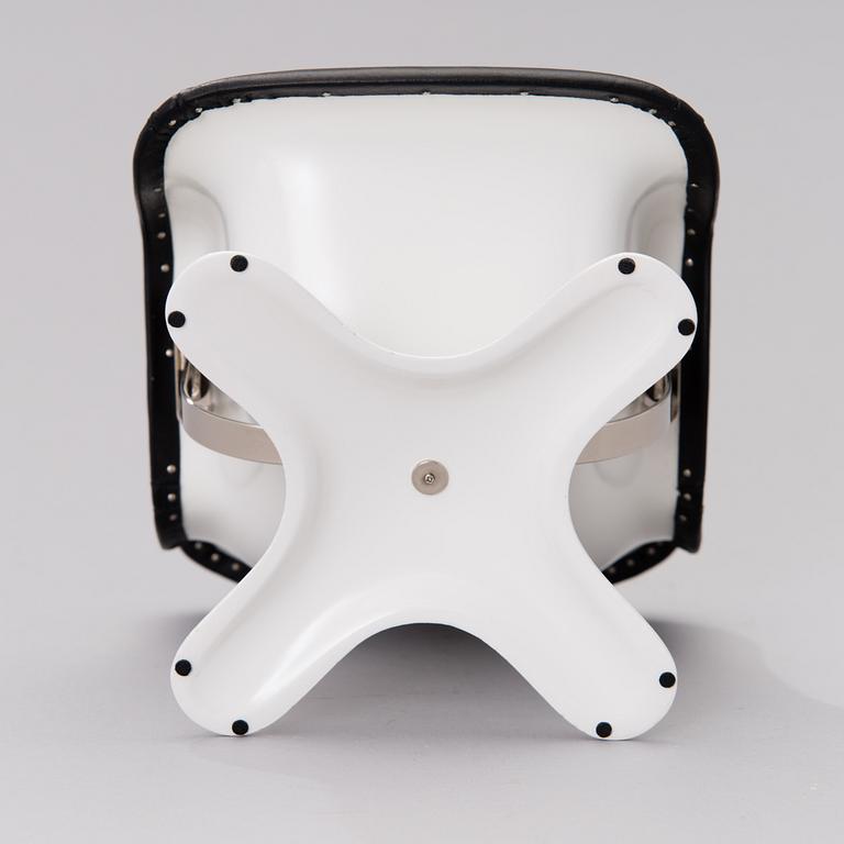 AN YRJÖ KUKKAPURO MINIATURE "Karuselli", Vitra Design Museum.