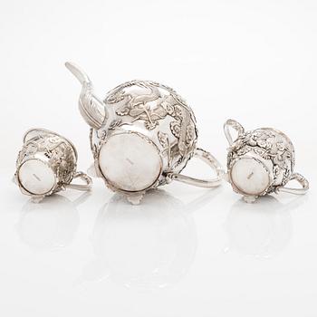 A Chinese export silver three-piece tea set, late Qing dynasty, the end of the 19th century.