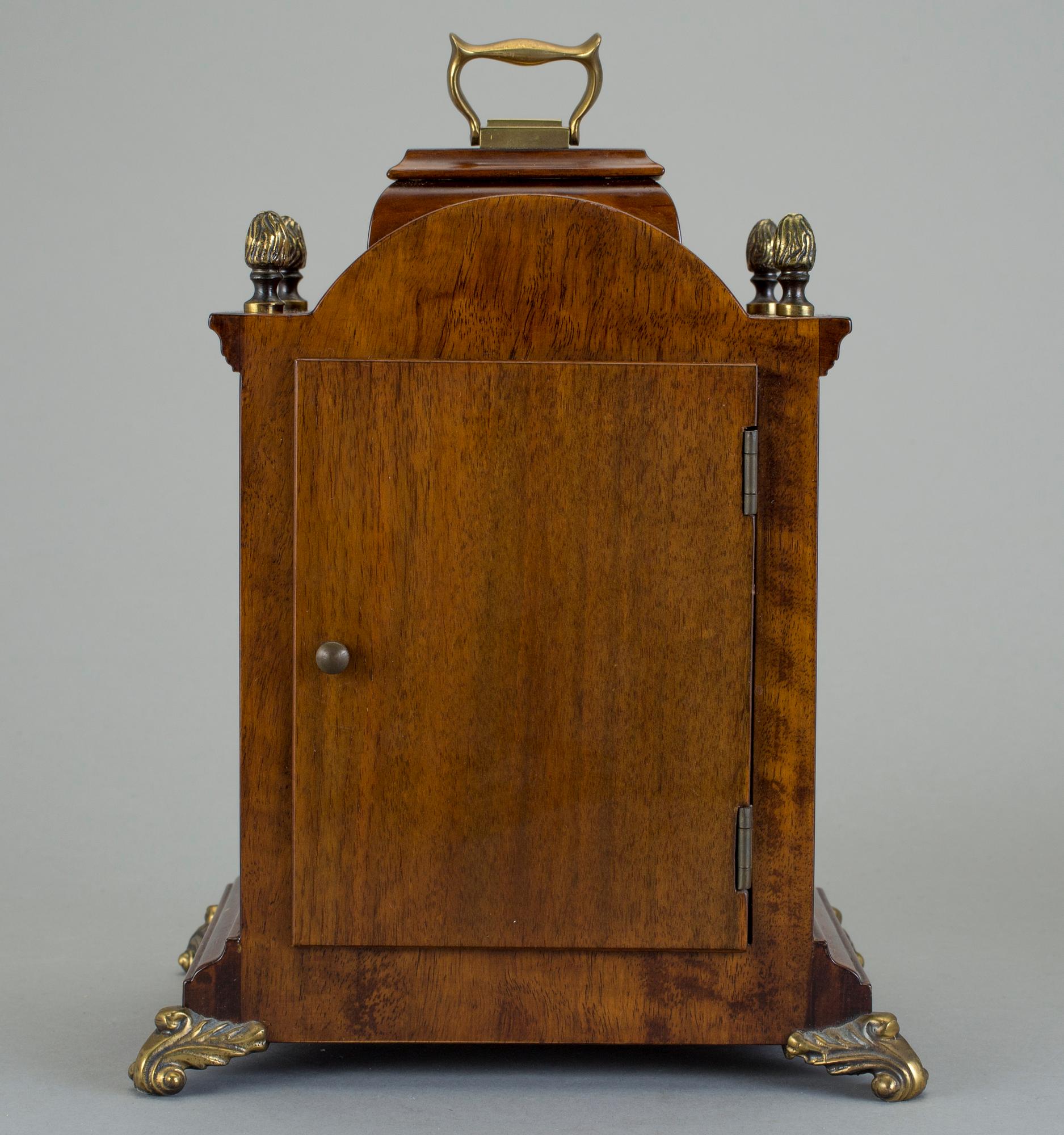 BORDSUR, John Smith, London, 1900-tal.