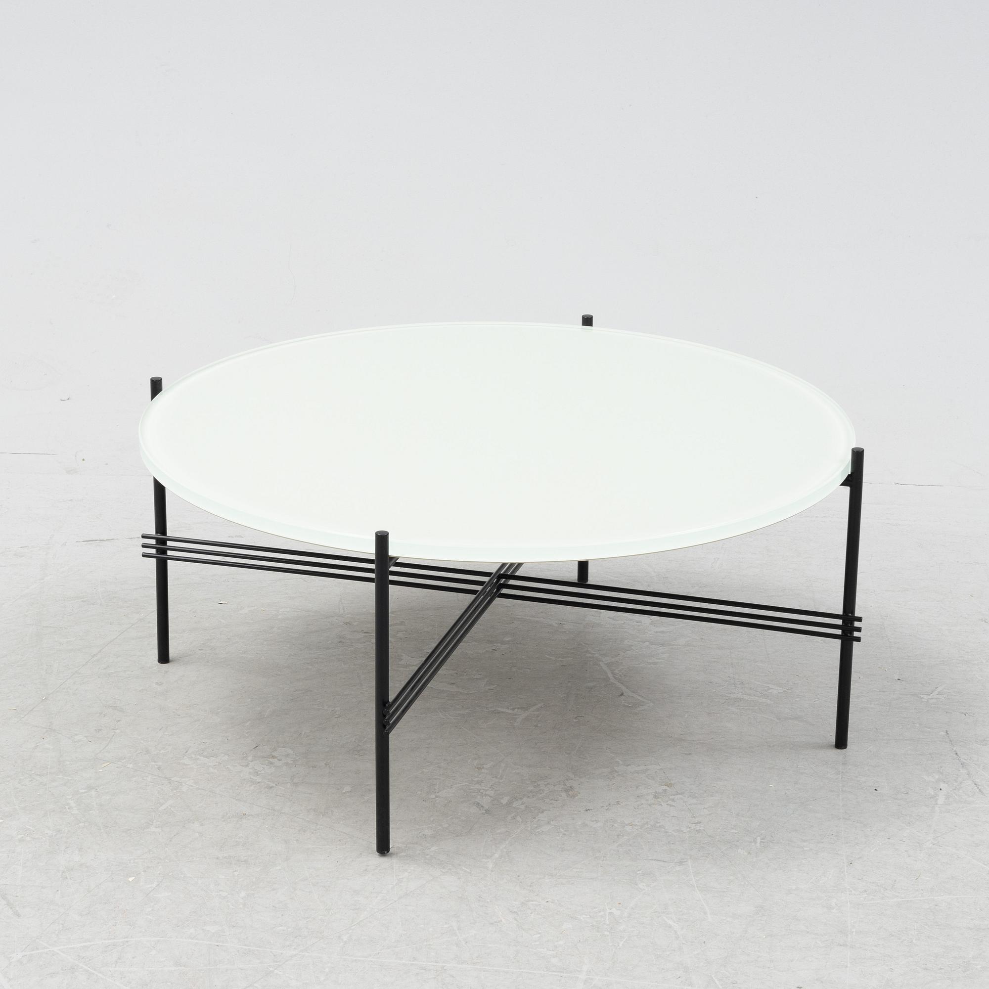 GamFratesi, soffbord, "TS", GUBI, Danmark, 2000-tal.