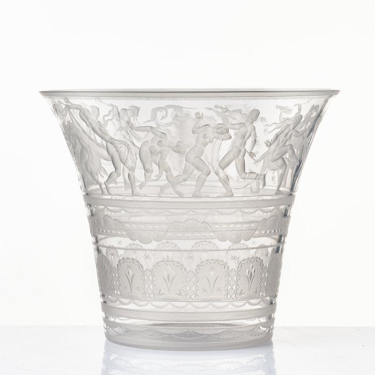Simon Gate, an engraved glass bowl with plate, Orrefors, Sweden 1923, model 122.