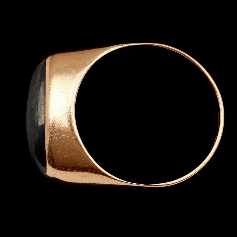 RING, 18 k guld, med blodsten.
