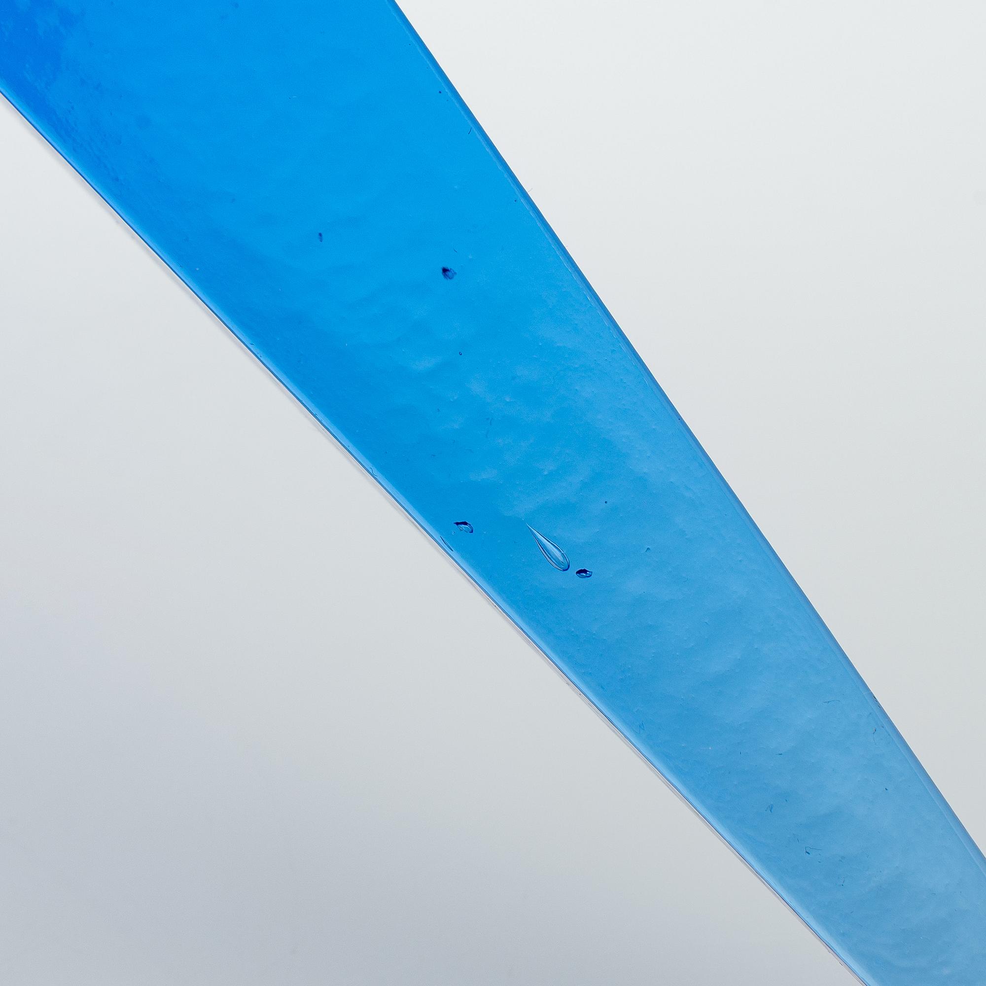 Oiva Toikka, A glass sculpture 'Yö' (Night) Pro Arte, signed O. Toikka Nuutajärvi.